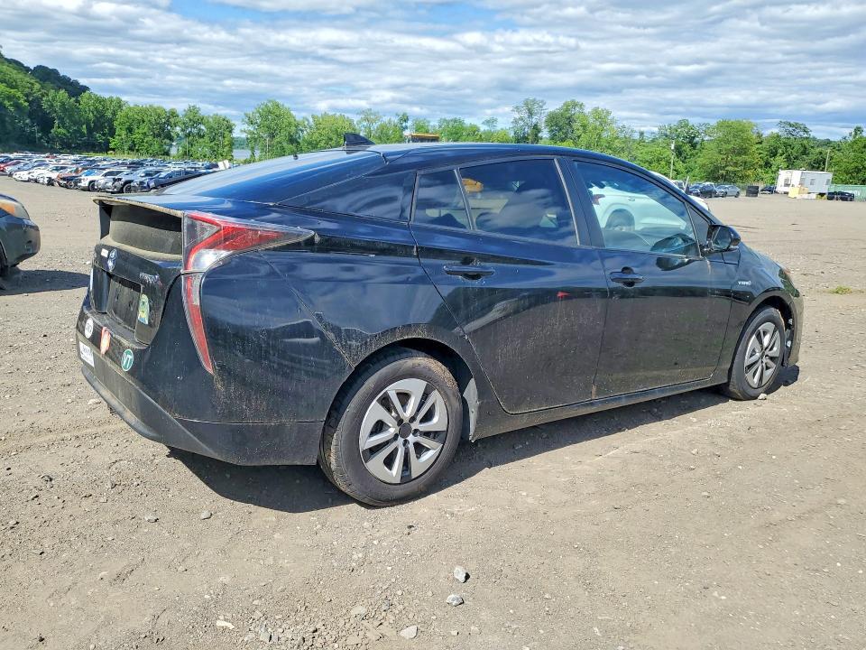 2016 Toyota Prius Four