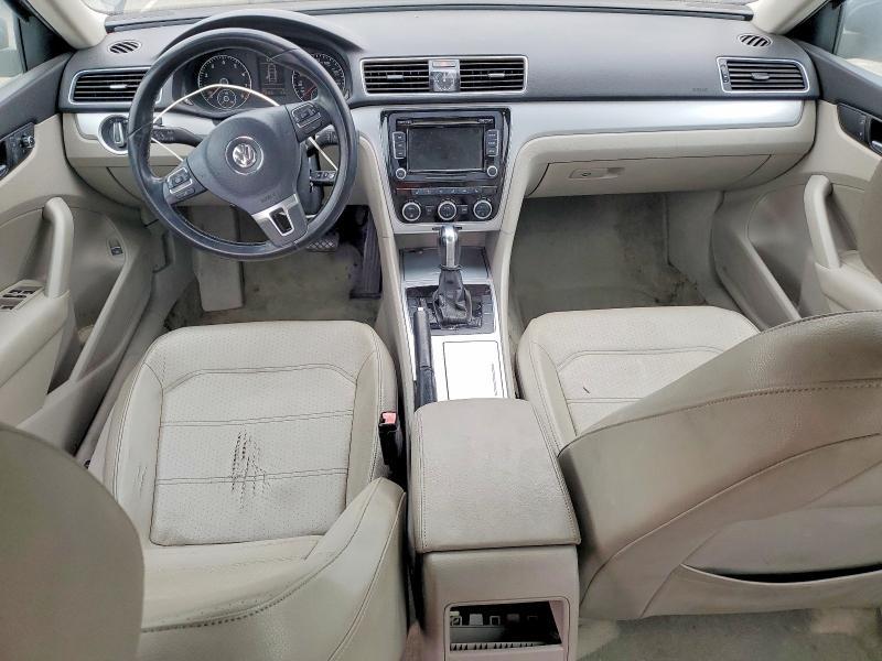 2012 Volkswagen Passat se