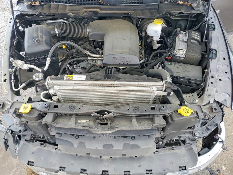 2024 Dodge RAM 1500 Classic SLT