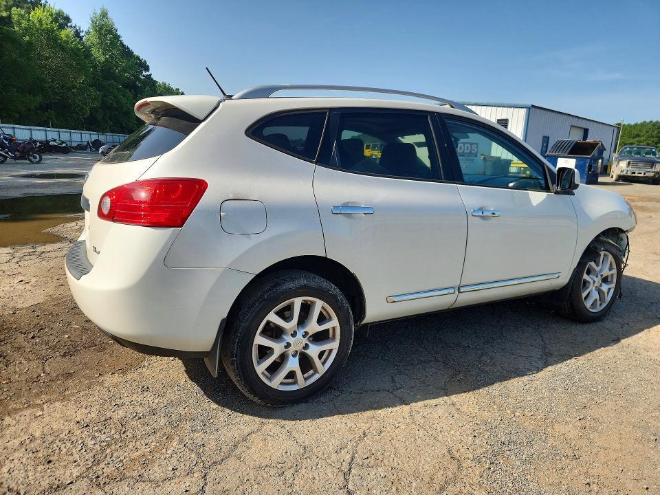 2011 Nissan Rogue s