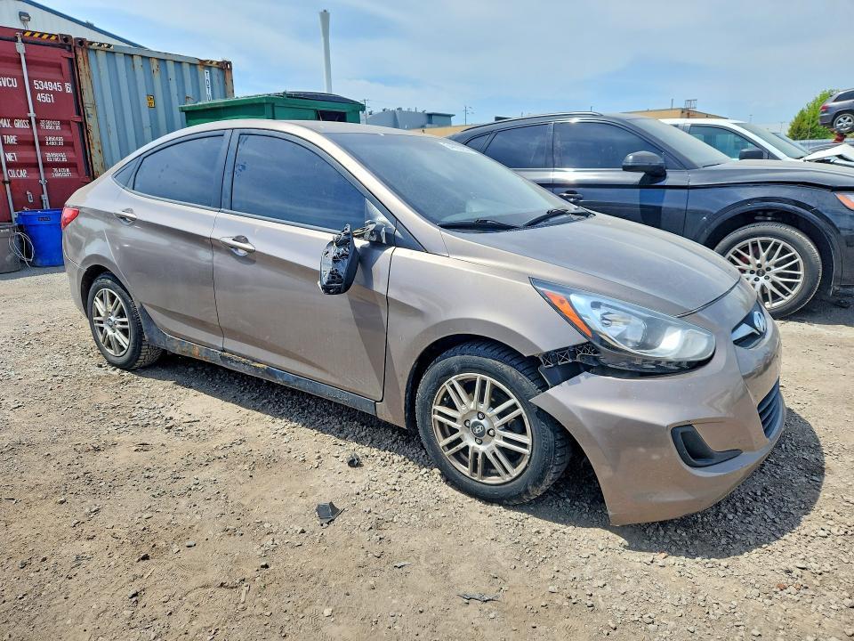 2013 Hyundai Accent gl