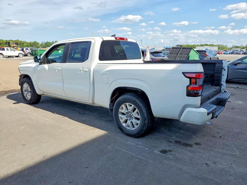 2022 Nissan Frontier SV