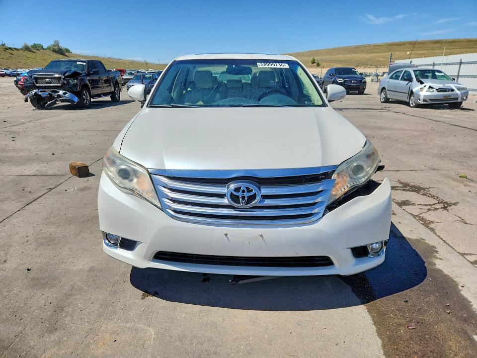 2011 Toyota Avalon Limited