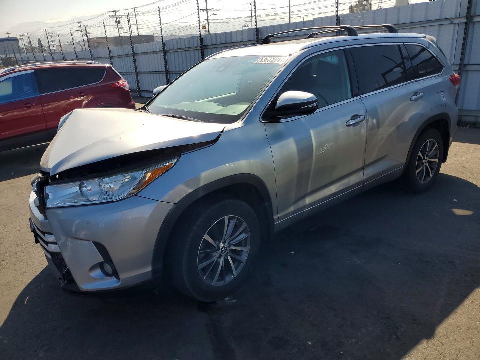 2018 Toyota Highlander xle