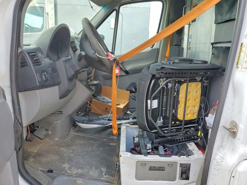 2014 Mercedes-Benz Sprinter 2500 Delivery Van
