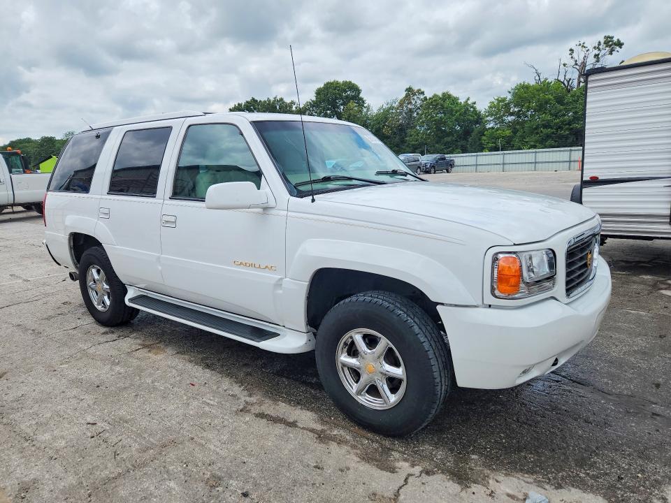 2000 Cadillac Escalade