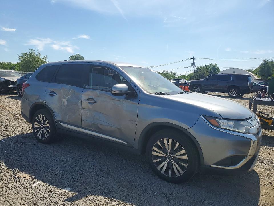 2019 Mitsubishi Outlander se