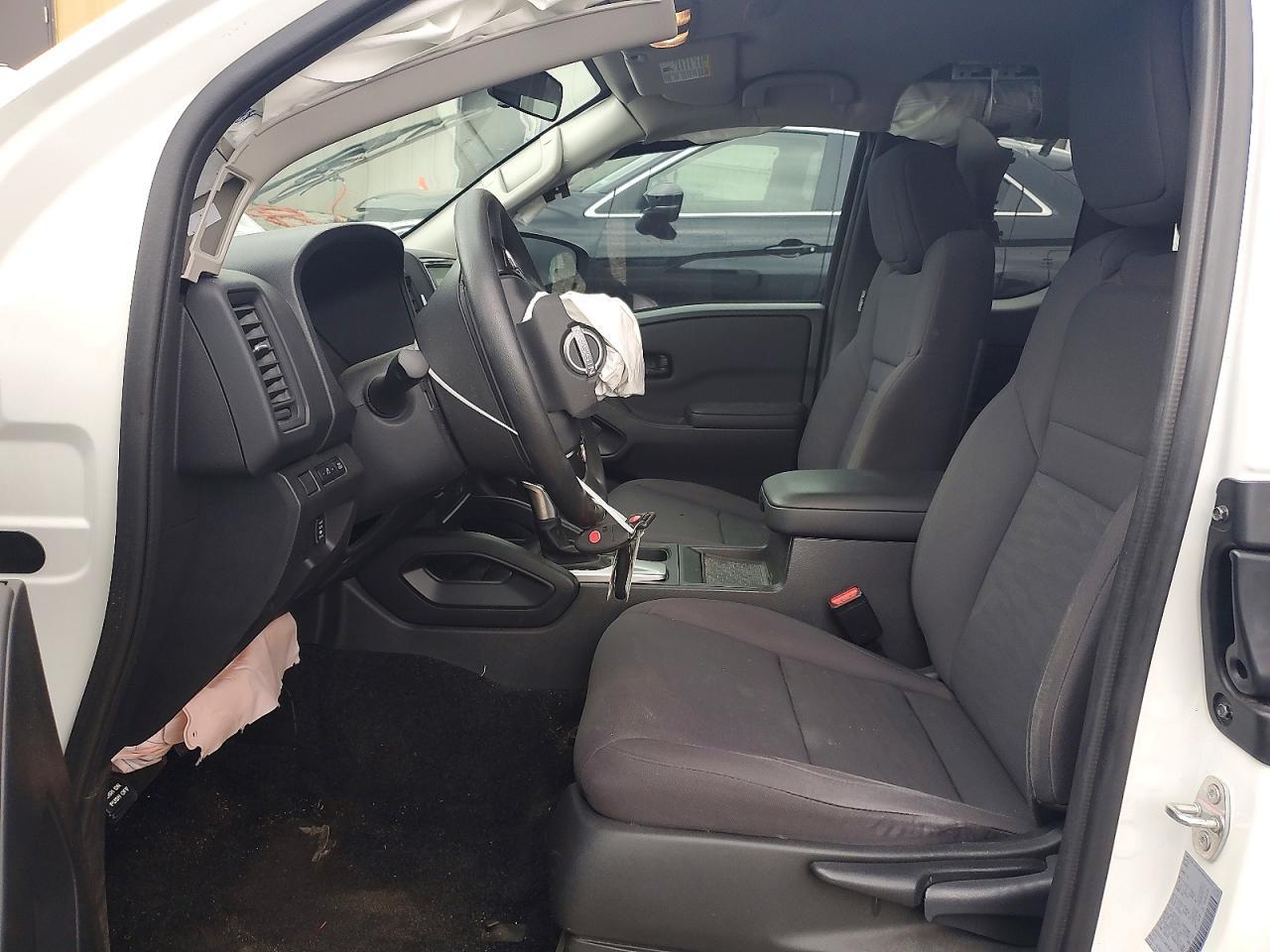 2024 Nissan Frontier S