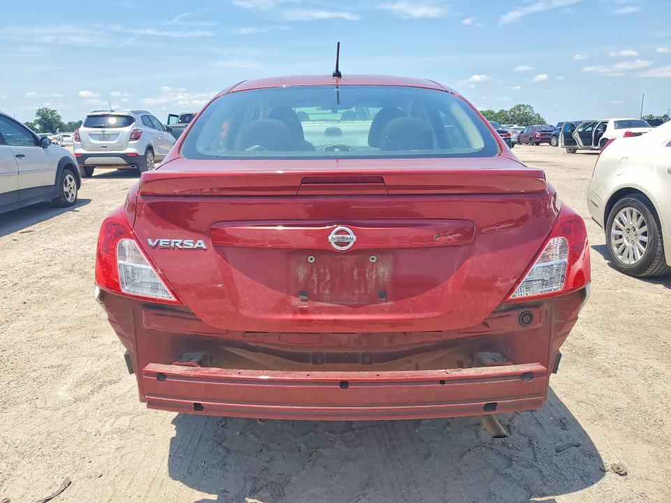 2018 Nissan Versa s Plus