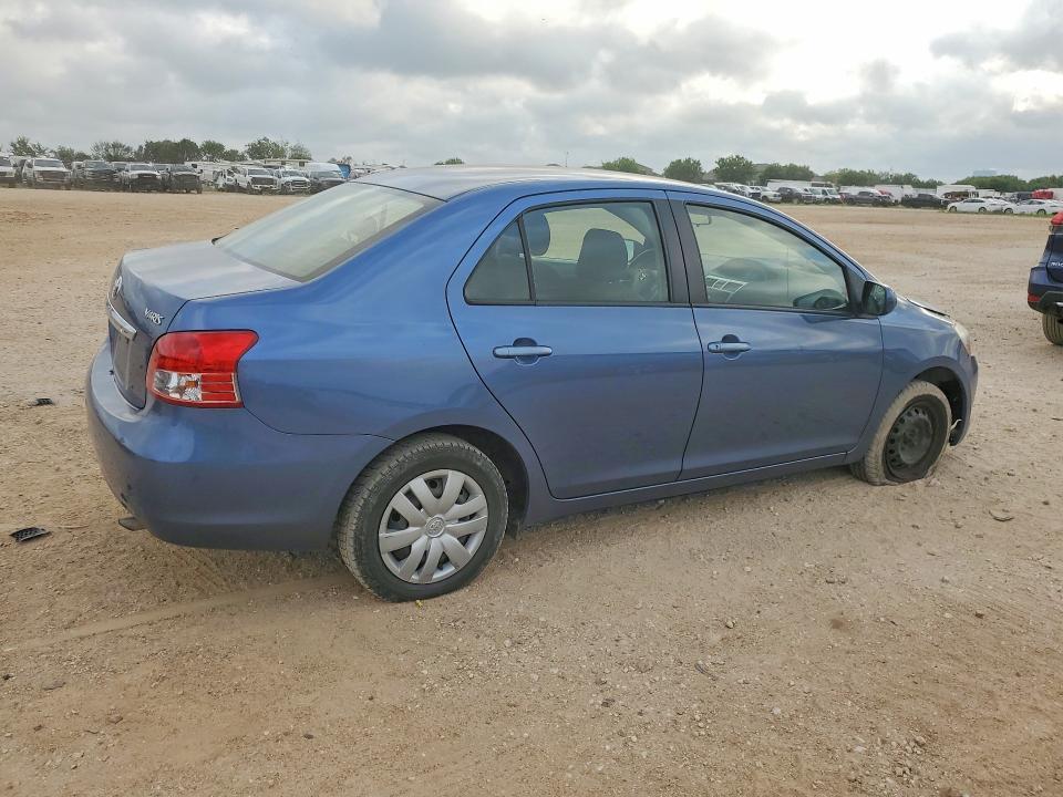 2008 Toyota Yaris Base