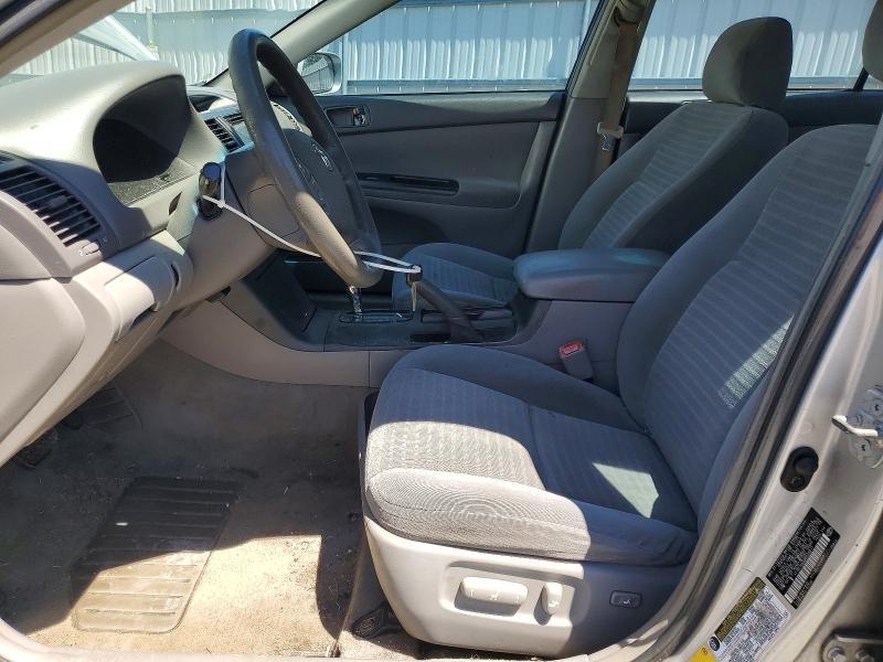 2005 Toyota Camry le