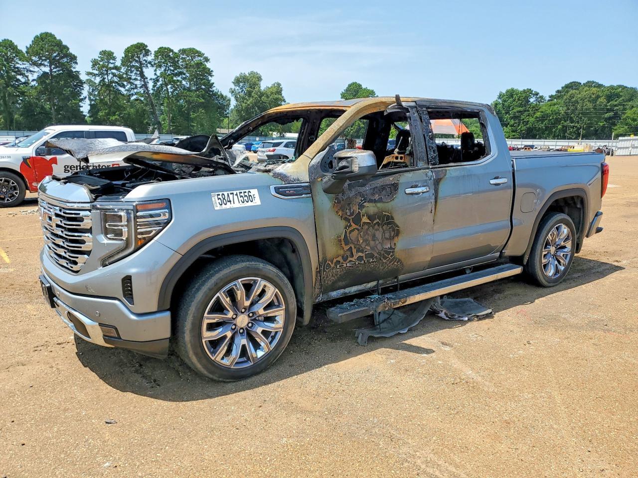 2023 GMC Sierra K1500 Denali