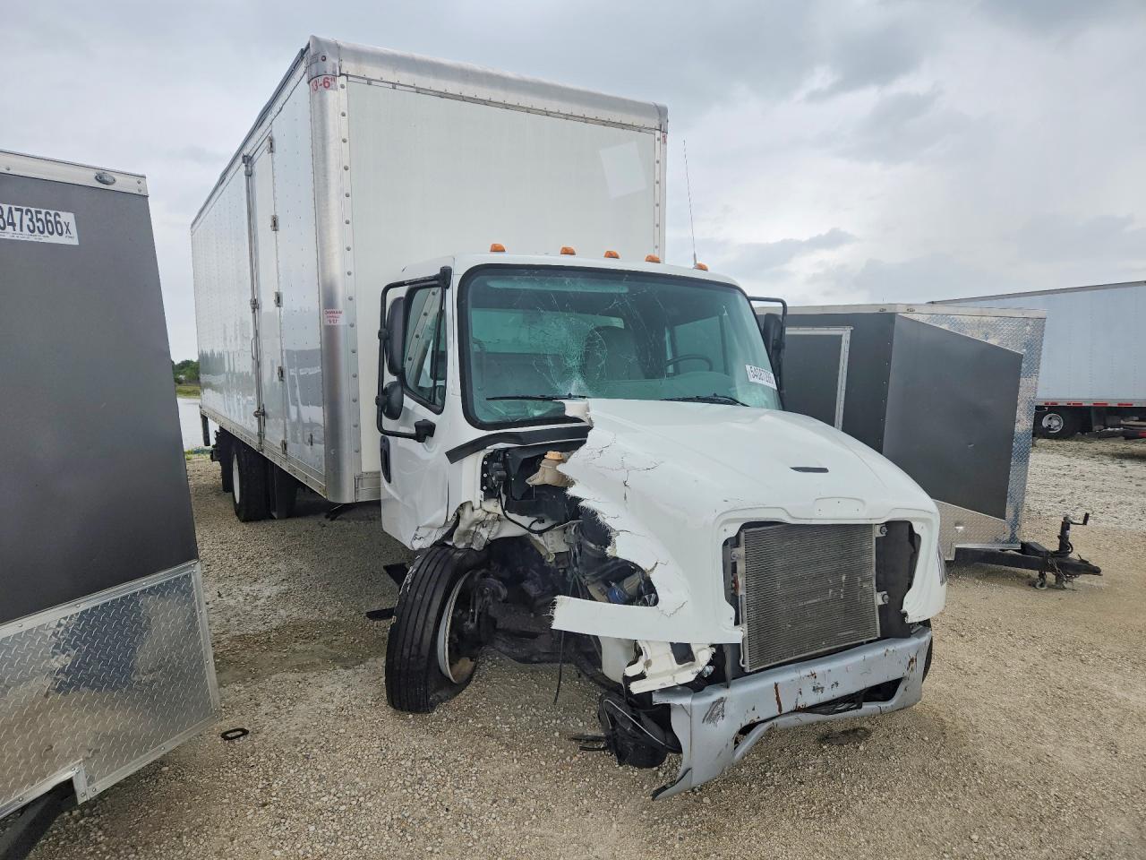 2023 Freightliner Business Class M2 BOX Truck
