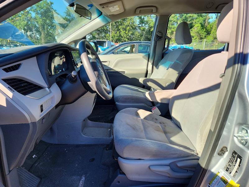 2015 Toyota Sienna l 7-passenger