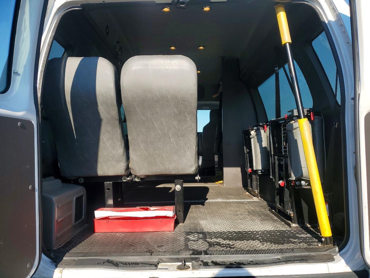 2010 Ford Econoline E250 Van