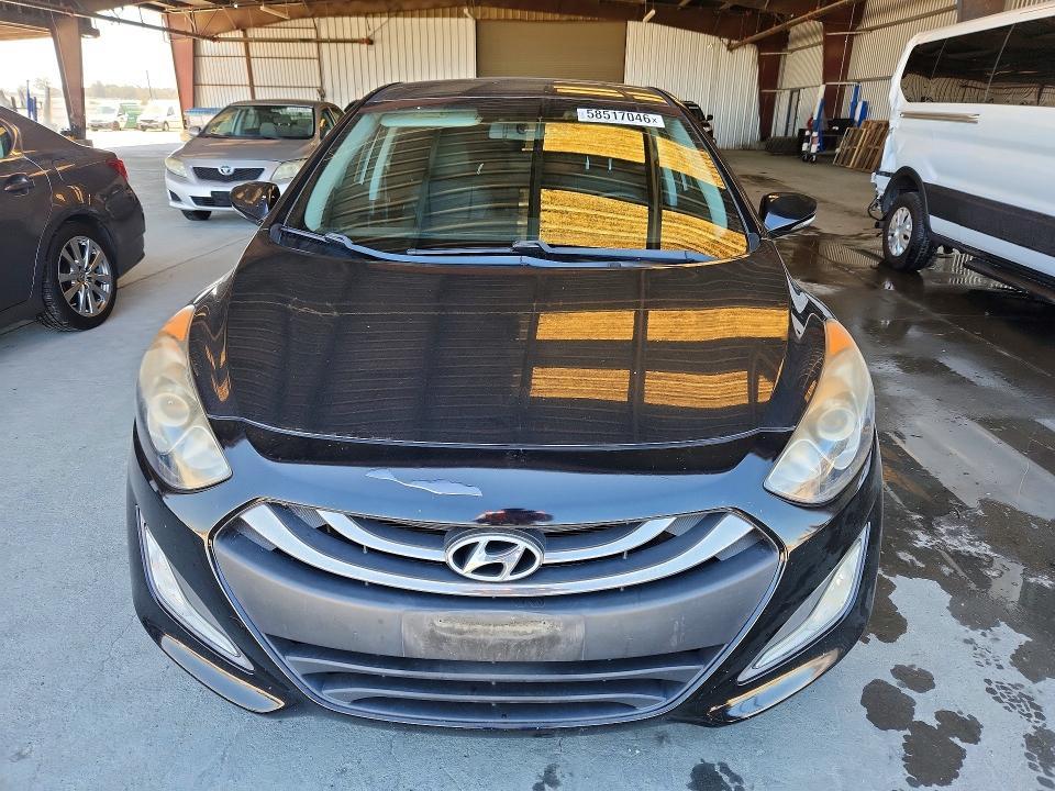 2014 Hyundai Elantra gt Base