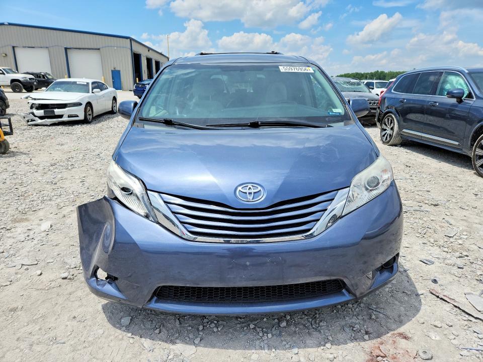 2015 Toyota Sienna le