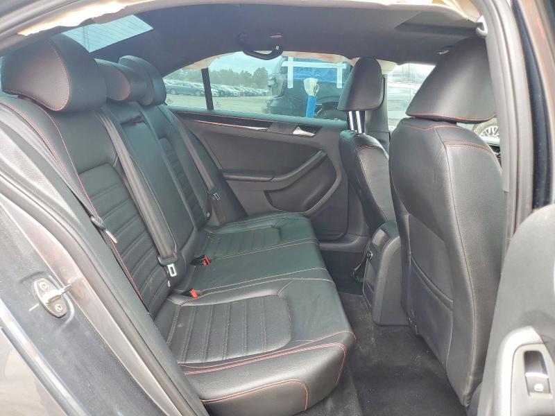 2016 Volkswagen Jetta gli