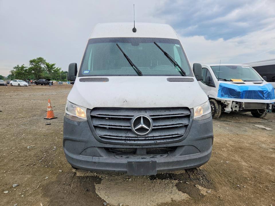 2022 Mercedes-Benz Sprinter 2500 Delivery van