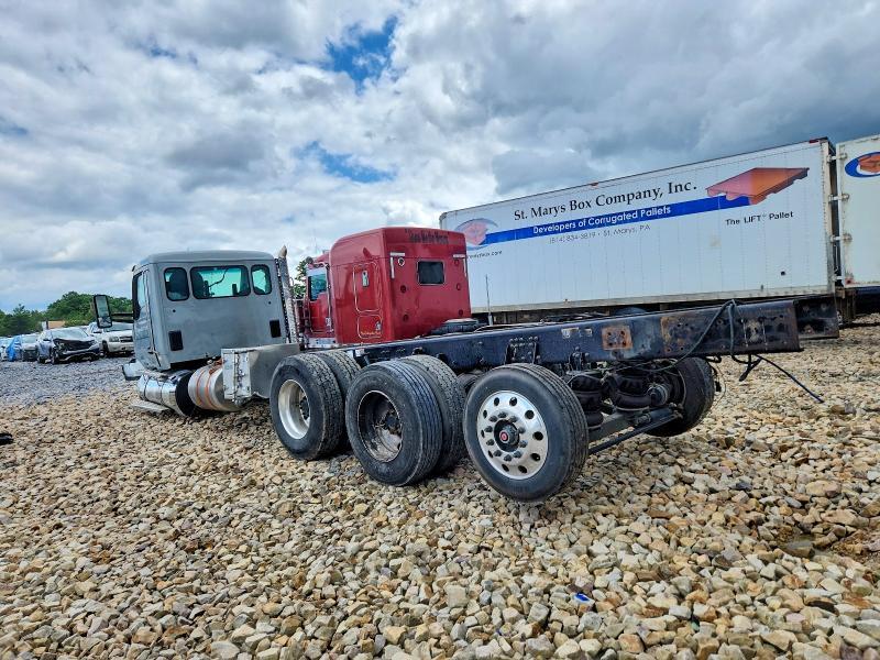 2022 Kenworth T880 Truck Cab AND Chassis