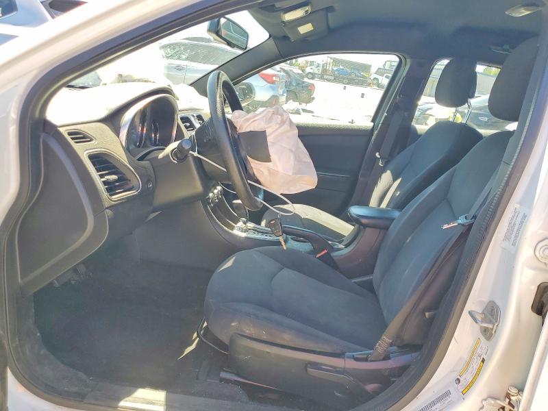 2013 Chrysler 200 lx