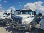 2015 Freightliner Cascadia Semi Truck