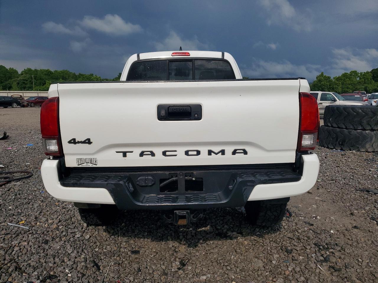 2019 Toyota Tacoma SR V6