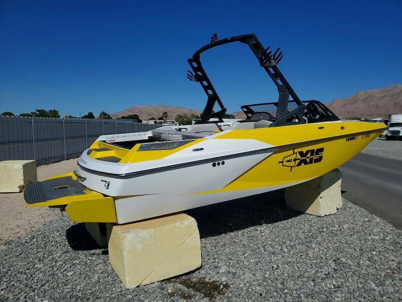 2017 Axis Boat
