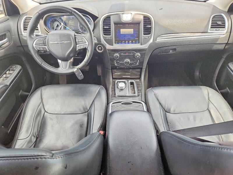 2016 Chrysler 300 Limited