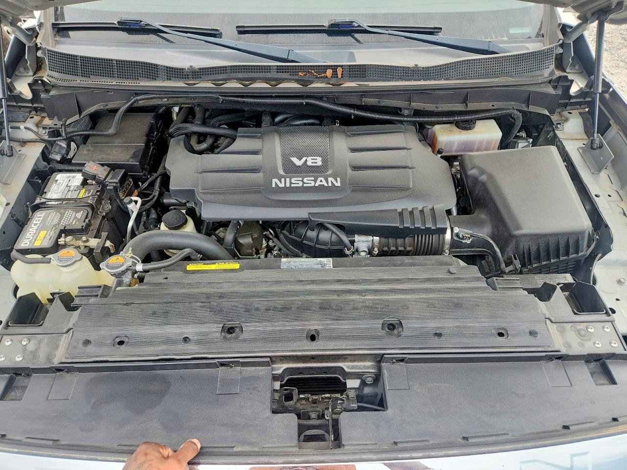 2017 Nissan Titan SV