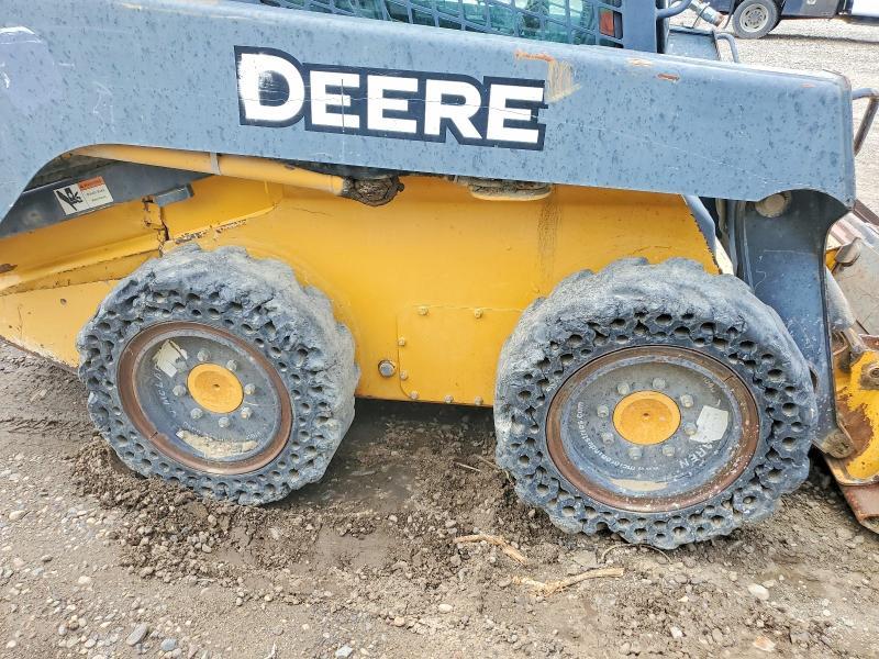 2010 John Deere 318D Skid Steer Loader