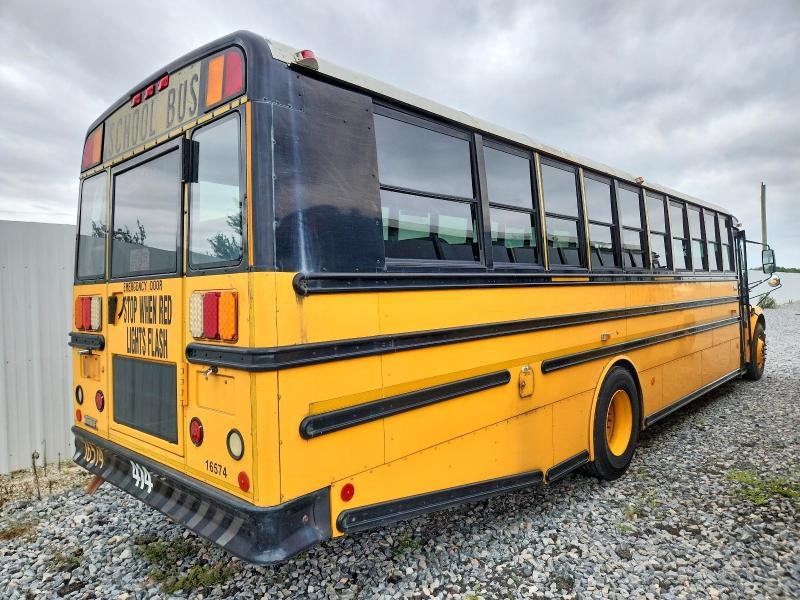 2009 Thomas SAF-T-LINER C2-School Bus