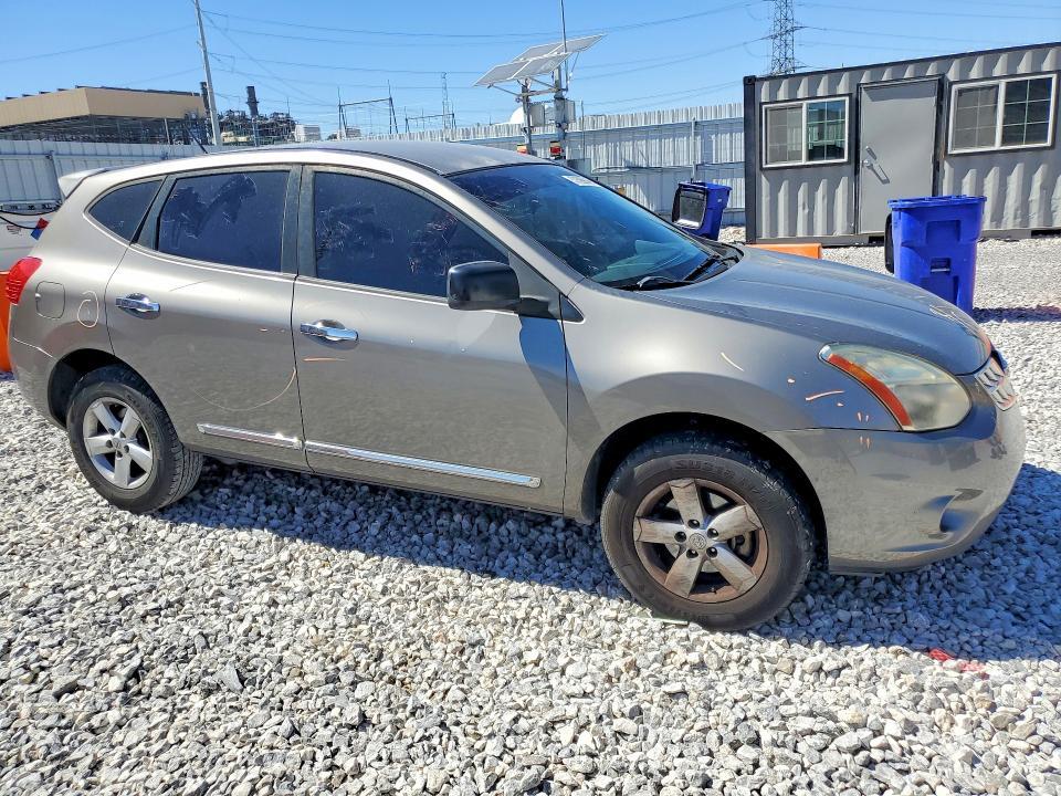 2012 Nissan Rogue s