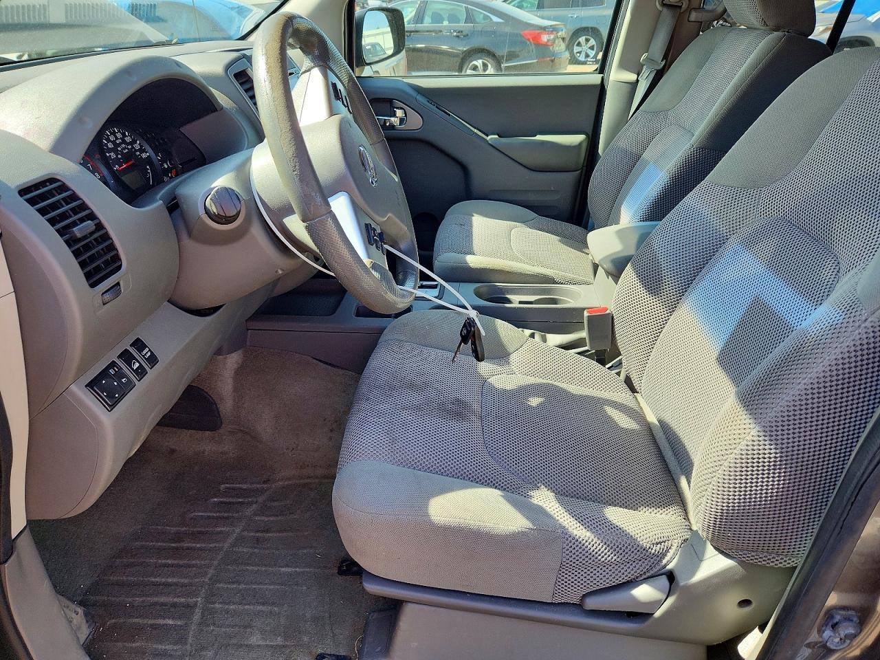 2017 Nissan Frontier SV