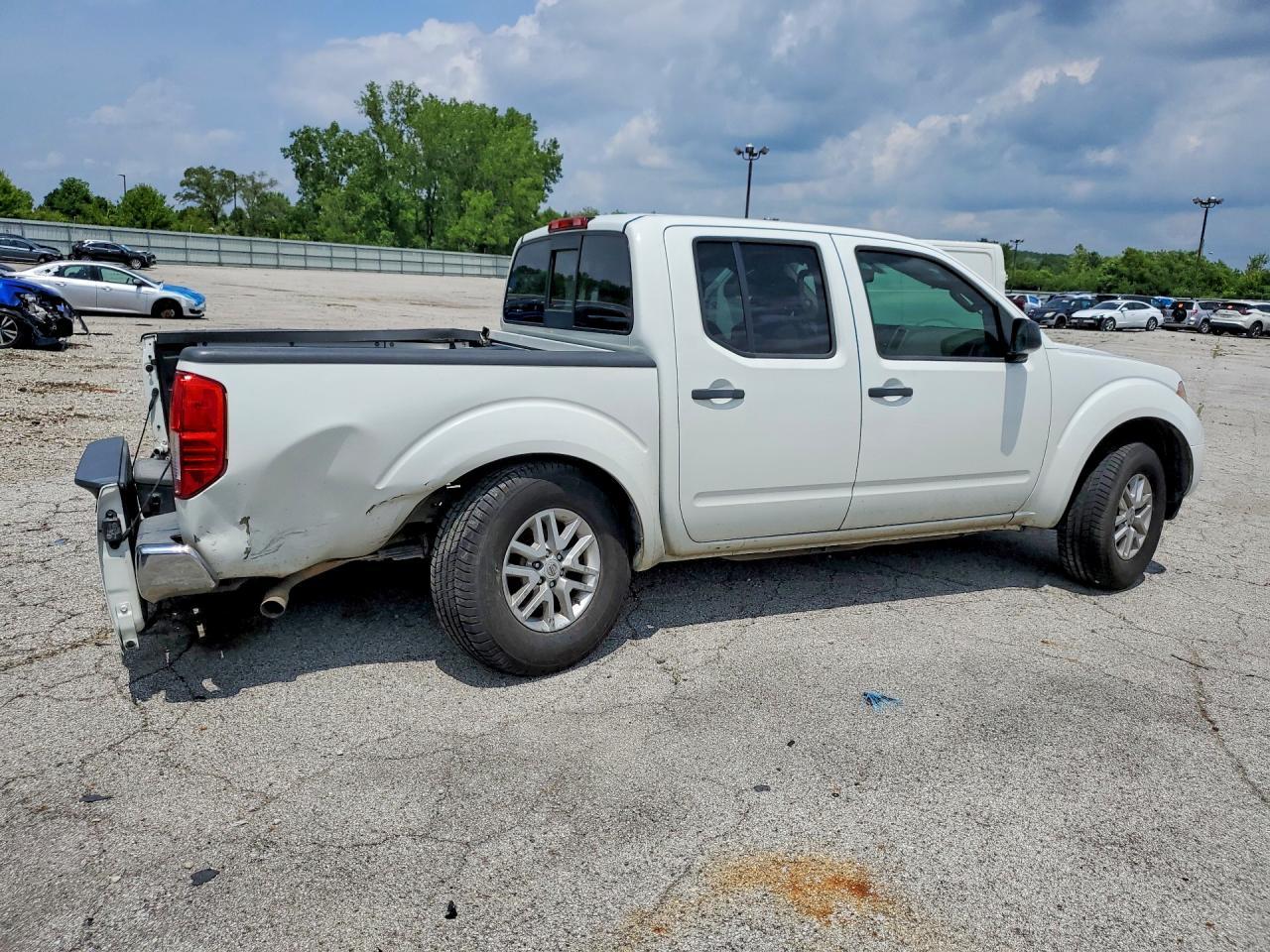 2015 Nissan Frontier S