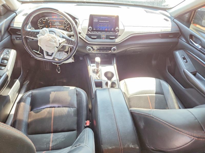 2022 Nissan Altima sr