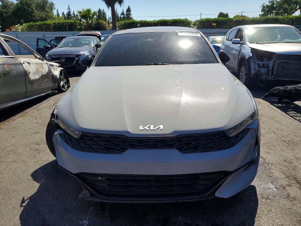2022 KIA K5 gt Line