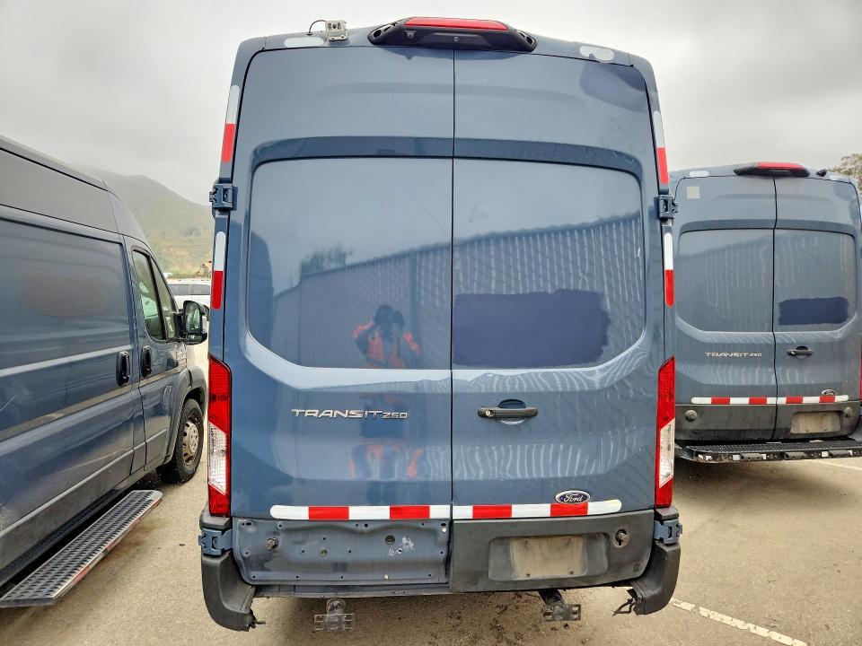 2020 Ford Transit 250 Delivery van