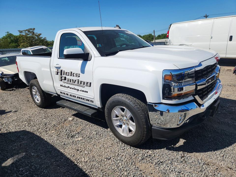 2017 Chevrolet Silverado K1500 lt