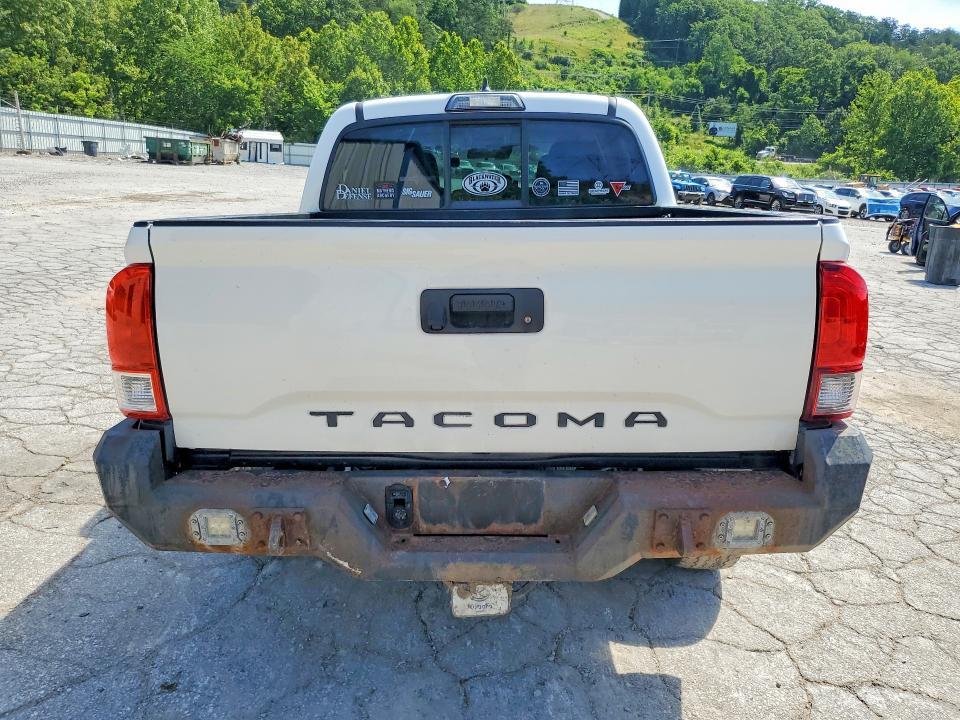 2018 Toyota Tacoma SR V6