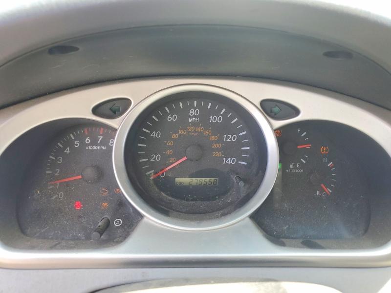 2004 Toyota Highlander Base