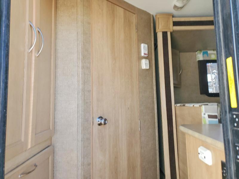 2016 Pacifworks 2016 Pacific Coachworks Econ Camper