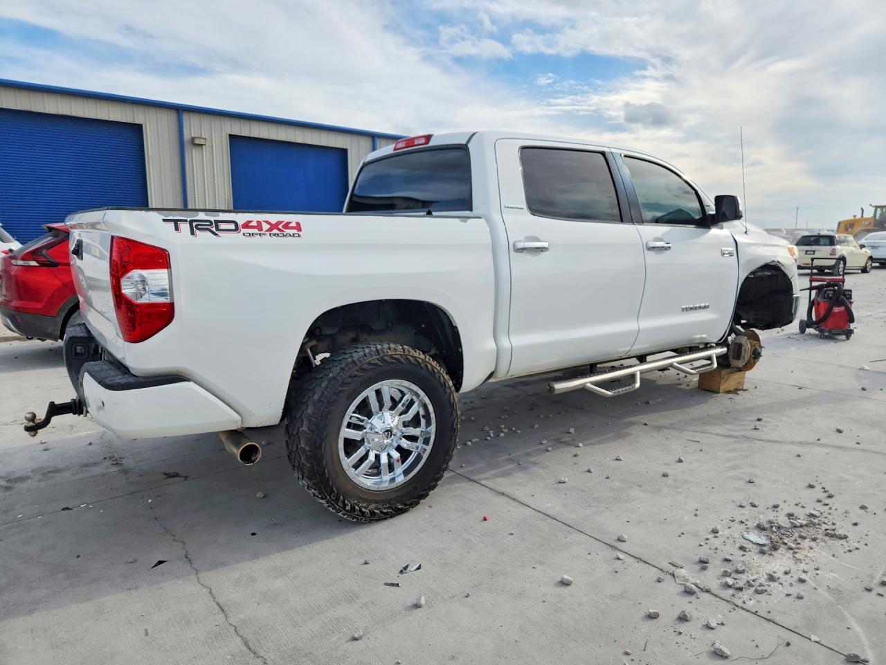2014 Toyota Tundra Crewmax Limited
