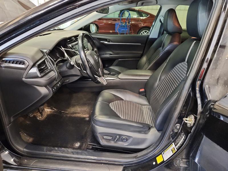 2020 Toyota Camry se Nightshade