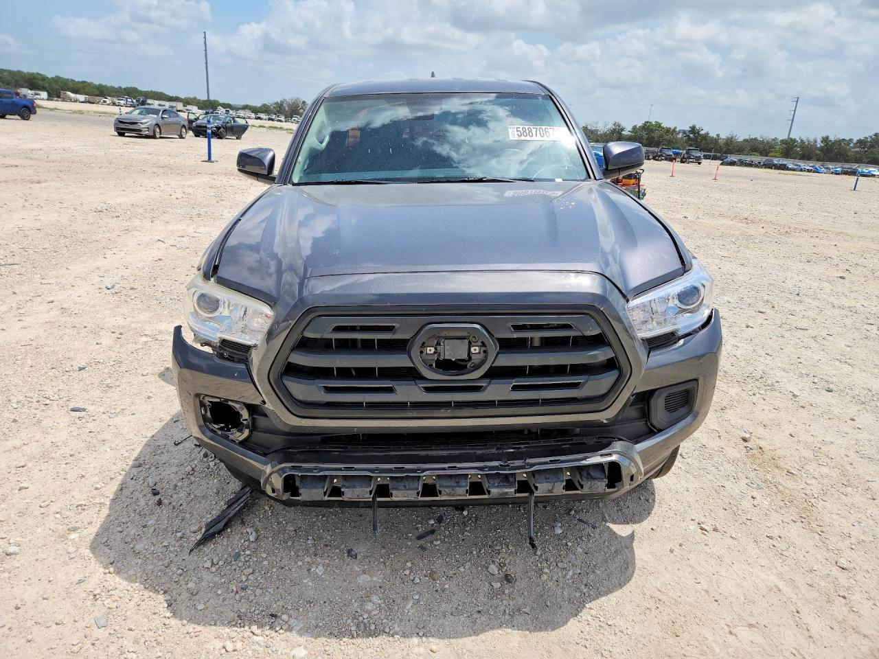 2018 Toyota Tacoma SR