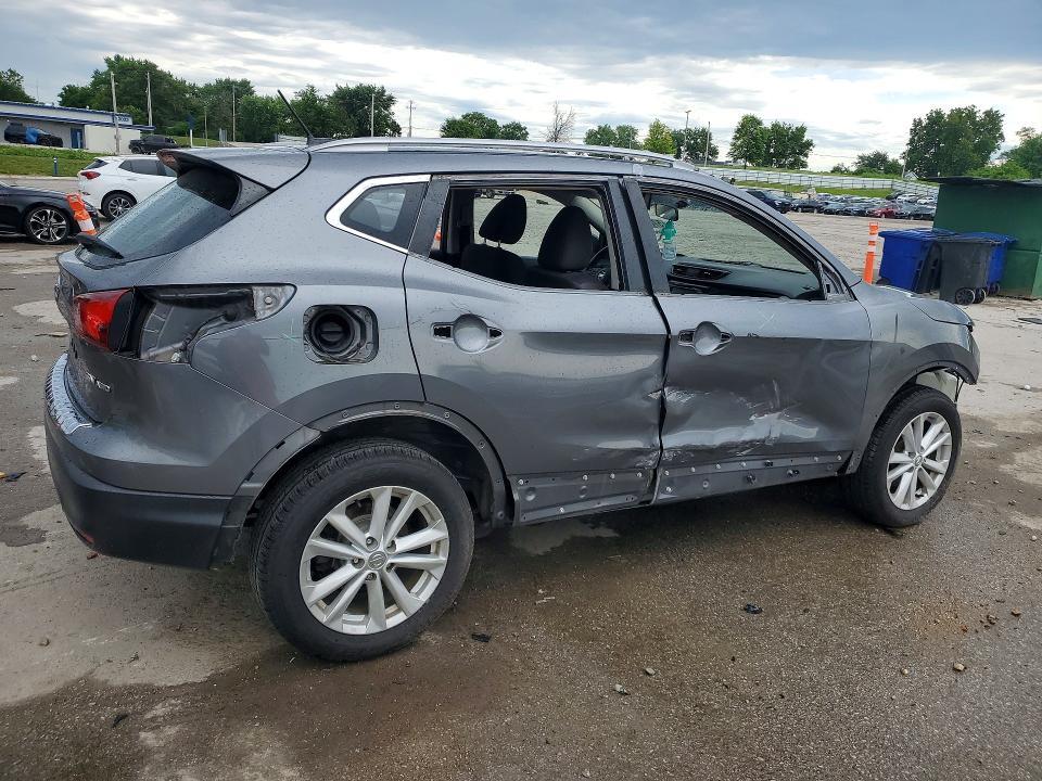 2018 Nissan Rogue Sport sv