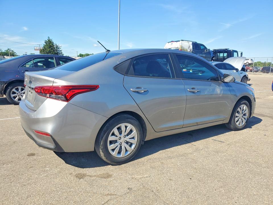 2022 Hyundai Accent se