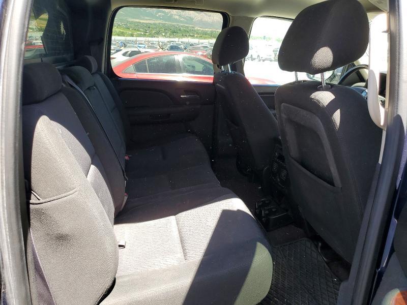 2011 Chevrolet Avalanche LS
