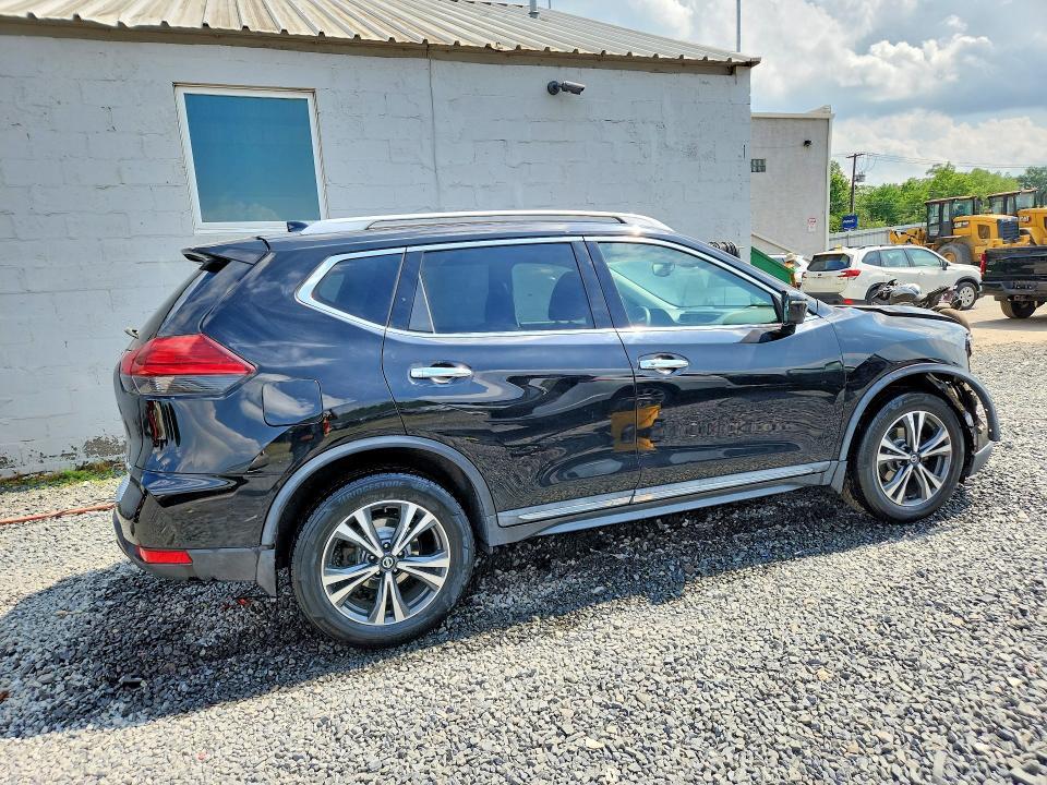 2017 Nissan Rogue sl