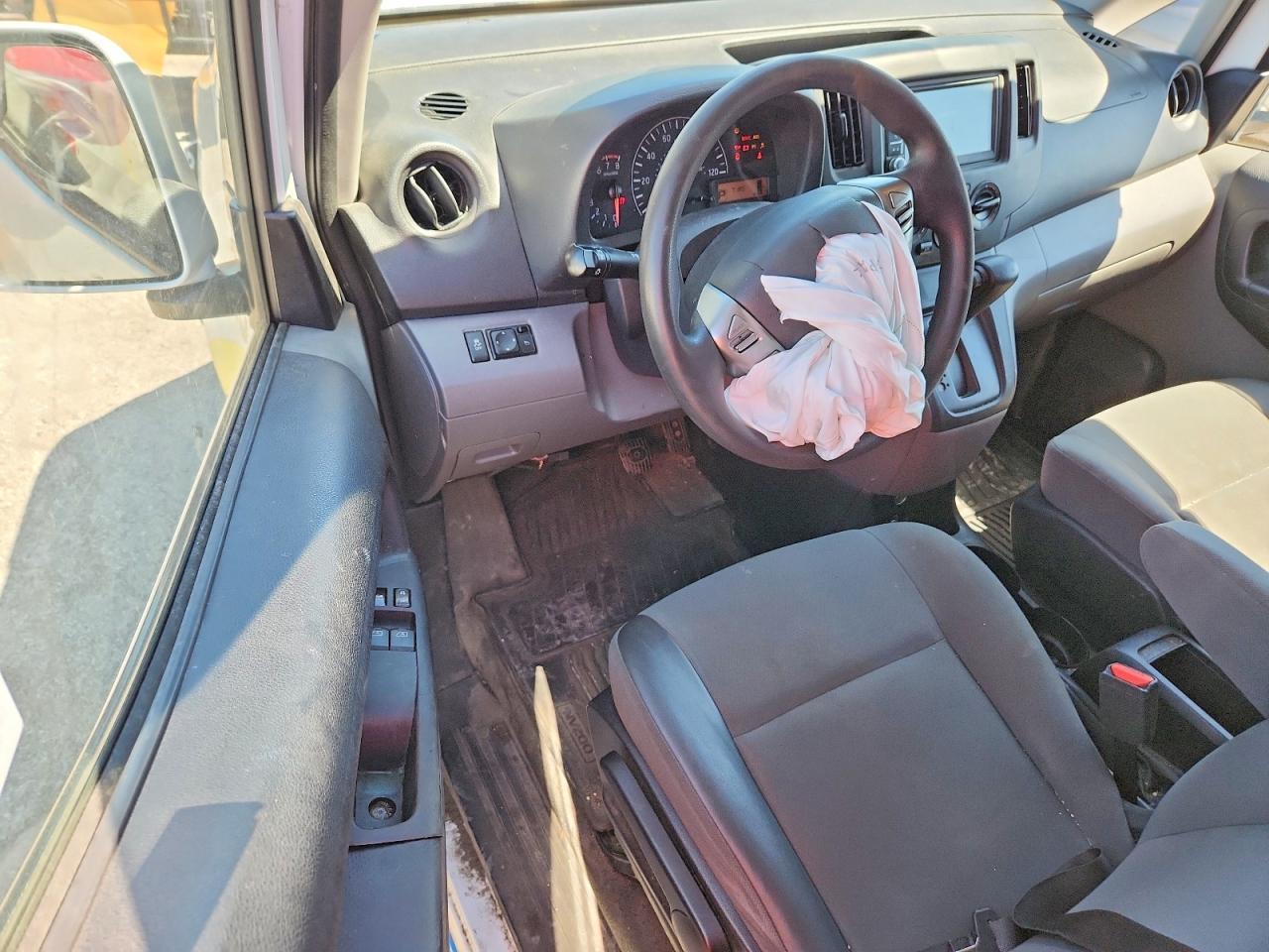 2020 Nissan NV200 SV Delivery Van